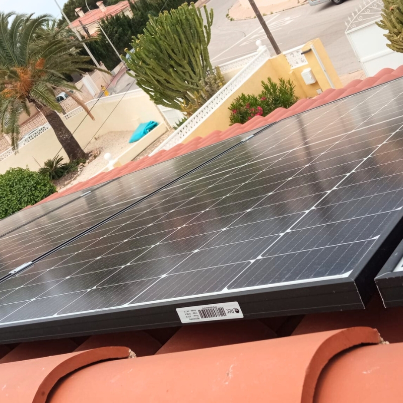 Instalación solar Alicante Murcia 10 Instalación paneles solares autoconsumo residencial Alicante Murcia