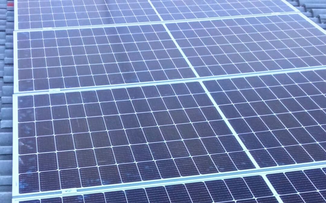 Caso de Éxito: Instalación de Autoconsumo en Elche